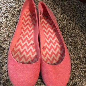 Walmart brand flats